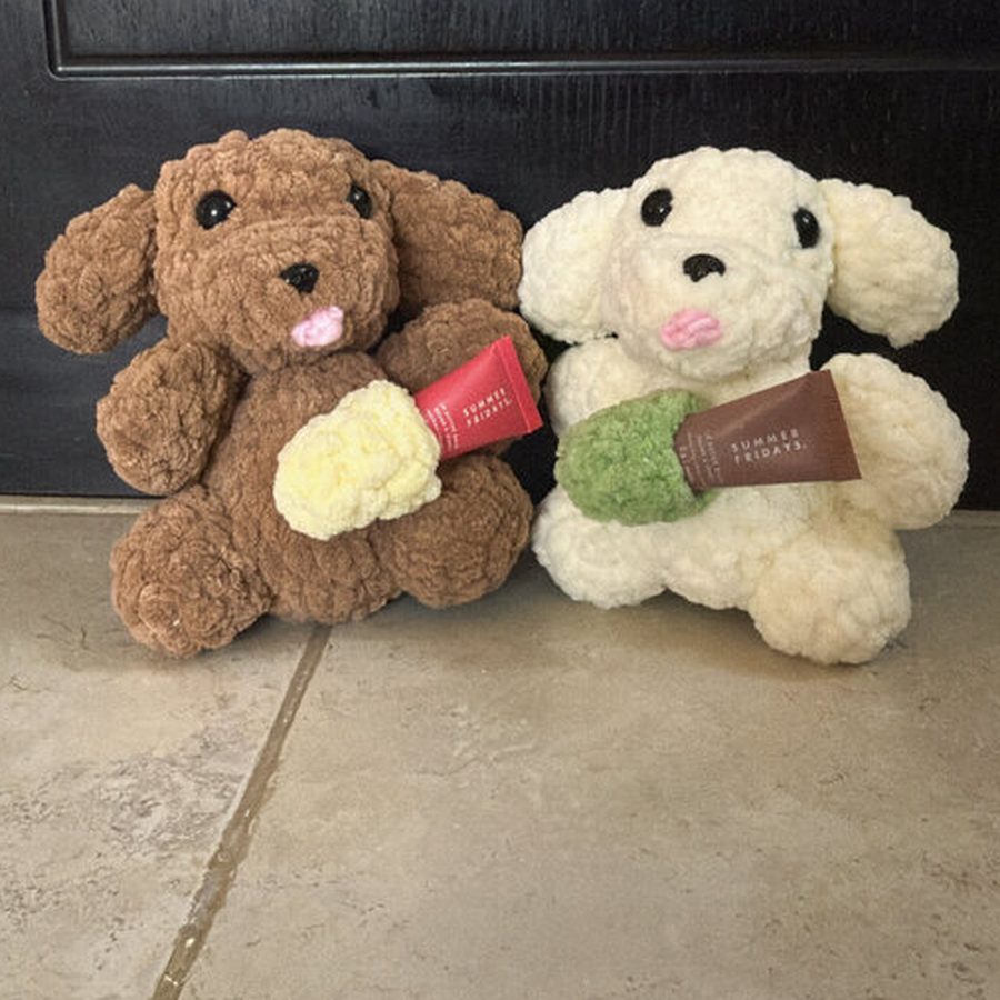 Biscuit and Crumble, two crocheted puppies